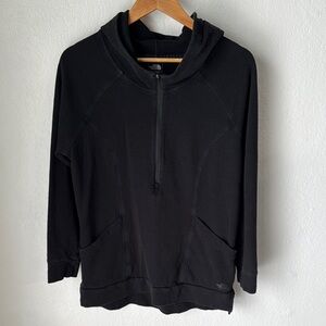 The North‎ Face Pullover
